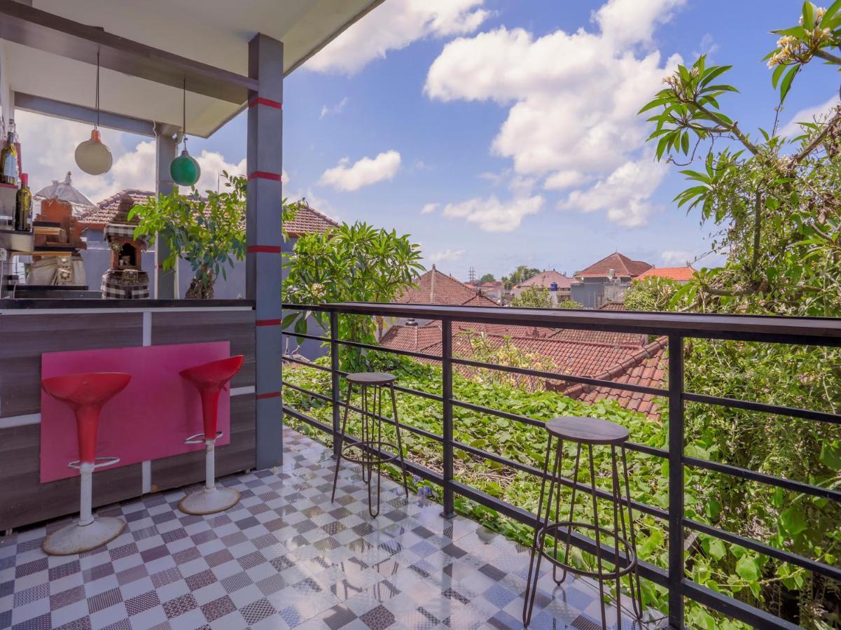 Oyo 3852 Valomia Guest House Denpasar Exterior foto